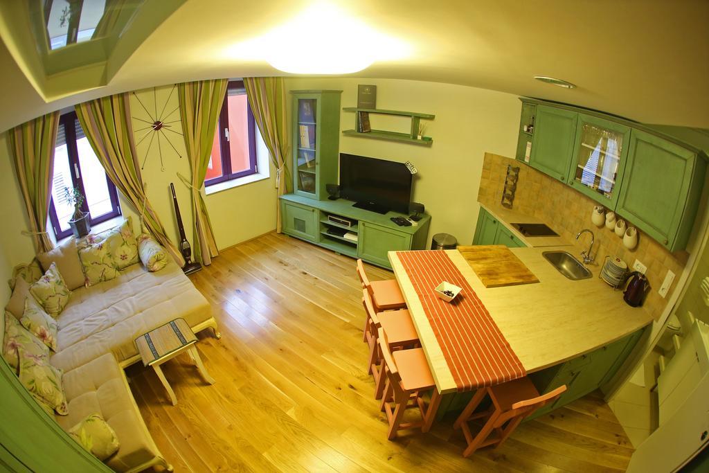 Appartamento su 2 Livelli - Via Madijevaca n. 3