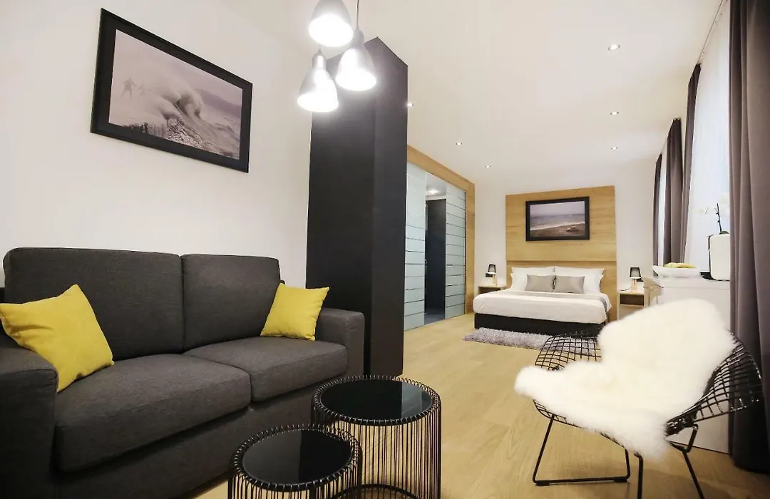 Rooms Bura I Jugo-1