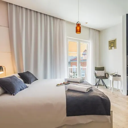 Central Rooms In Old Town By Belmont Realty-2