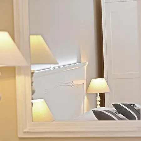 Tinel Rooms Old City Center-2