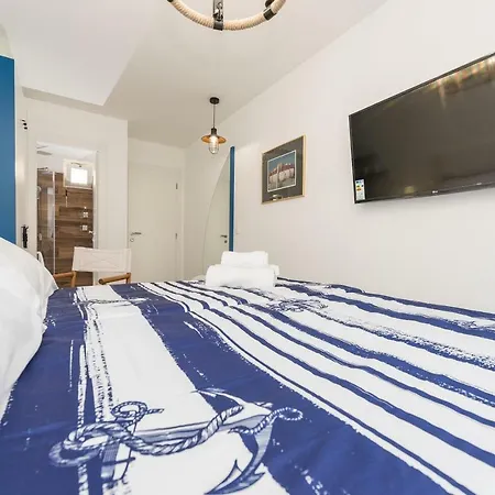 Blue Old Navy Rooms By Adex Travel-2