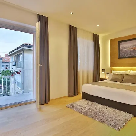 Rooms Bura I Jugo-2